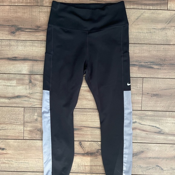 Nike leggings - Picture 1 of 5